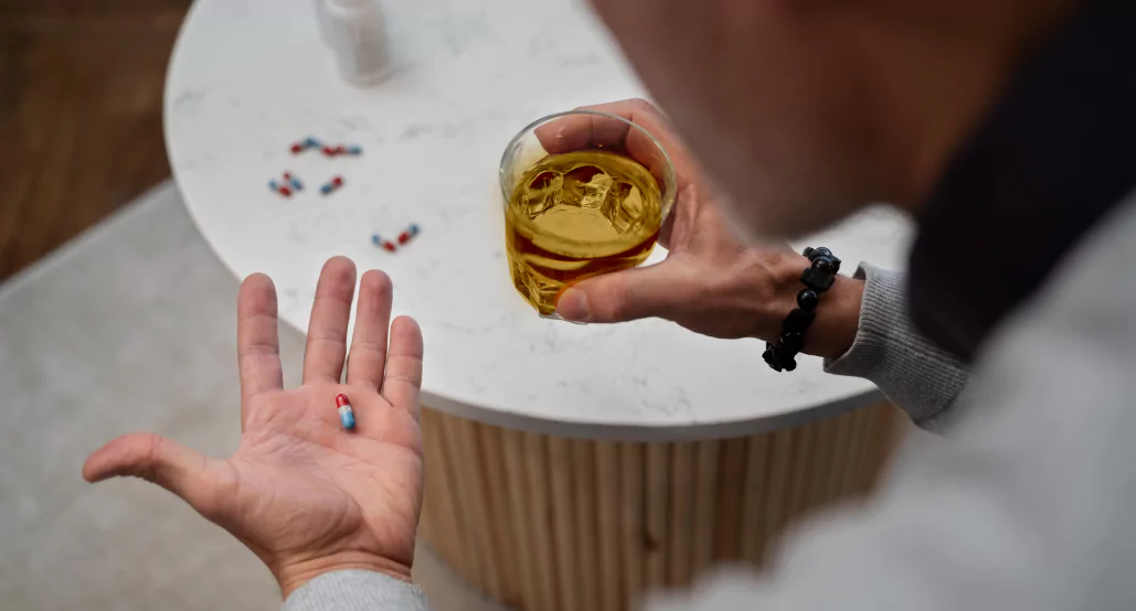 The Dangers of Drinking Alcohol While Taking Medication